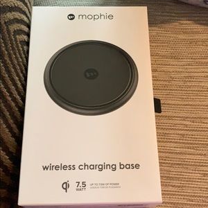 Mophie wireless charging base 7.5 watt